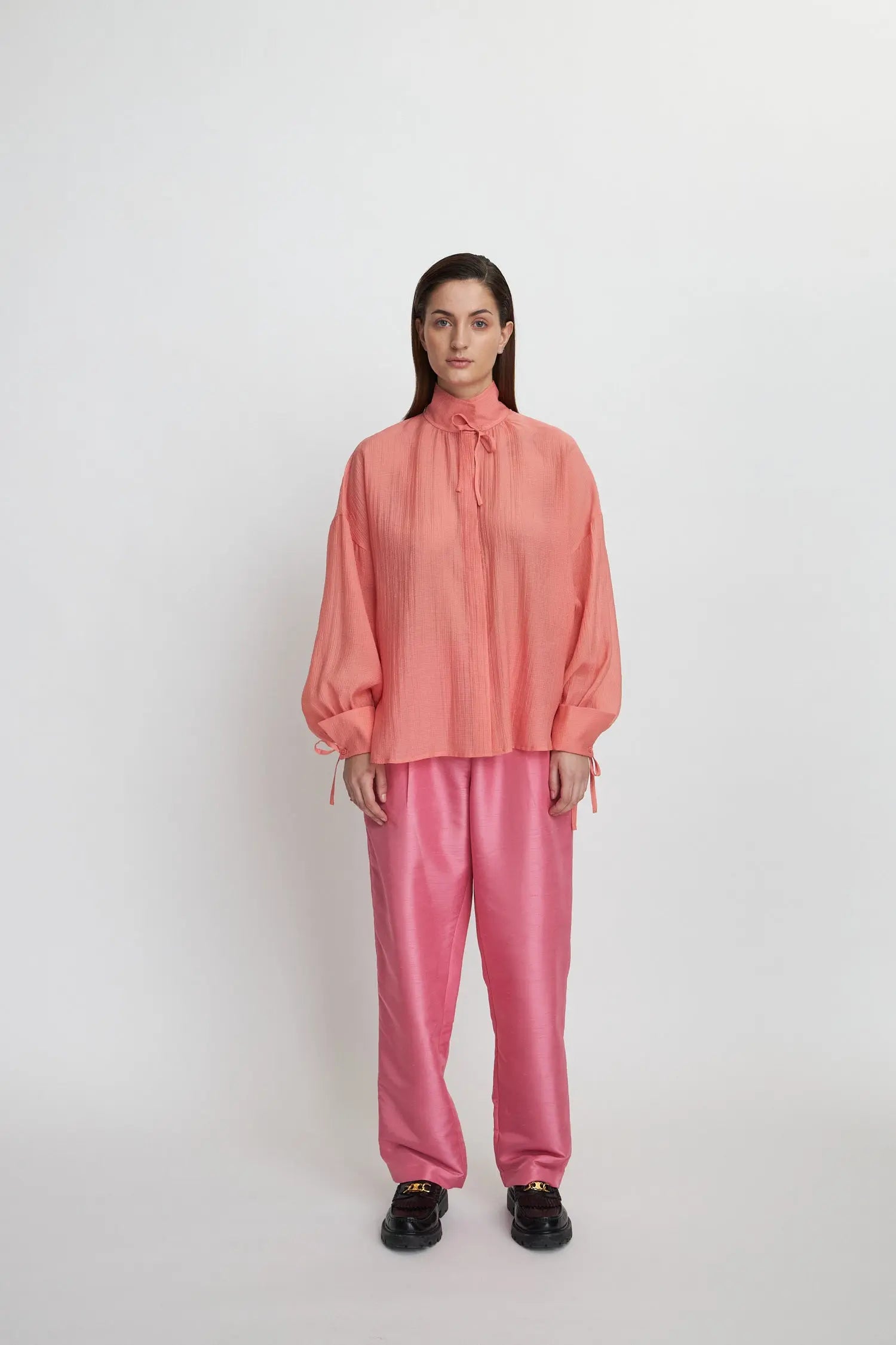 Stella Nova Volume shirt with tiebow Shirt 150 Kiss Rose