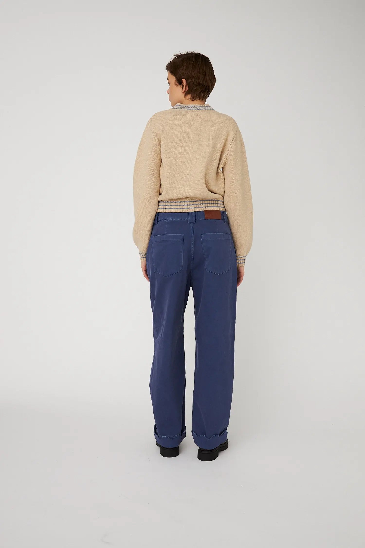 Stella Nova Wool Sweater with Embroidered Apple Sweater 026 Soft Powder