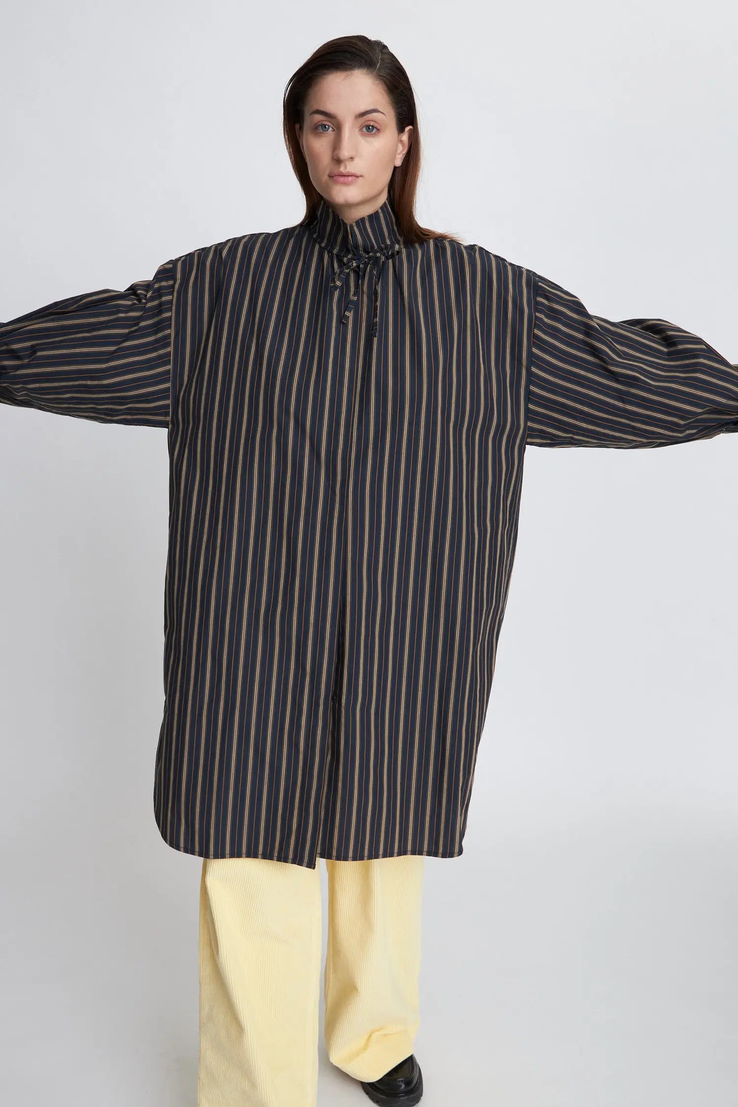 Stella Nova High neck shirt dress with bow string Shirt 609 Dark Striped