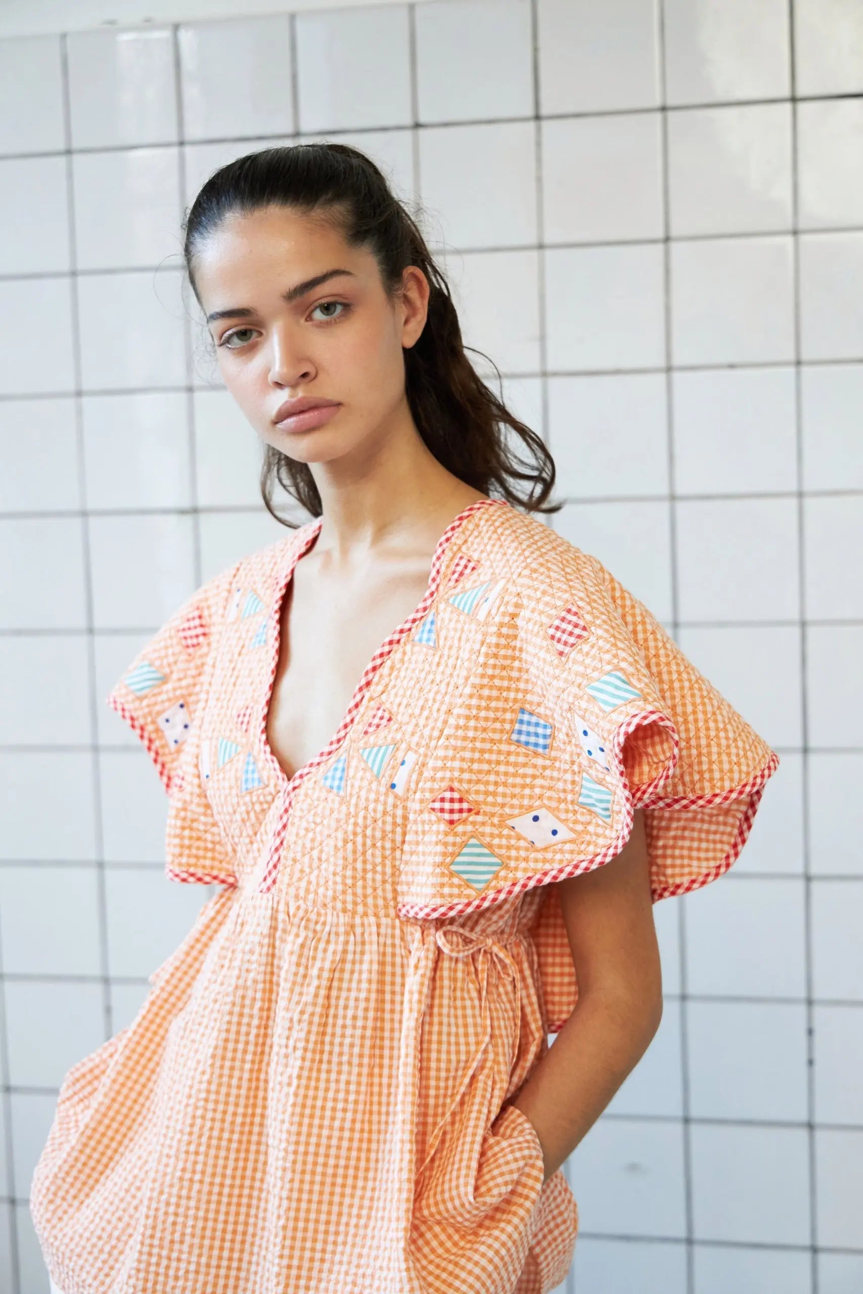 Stella Nova checkered v-neck Top Top 179 Creme and Orange