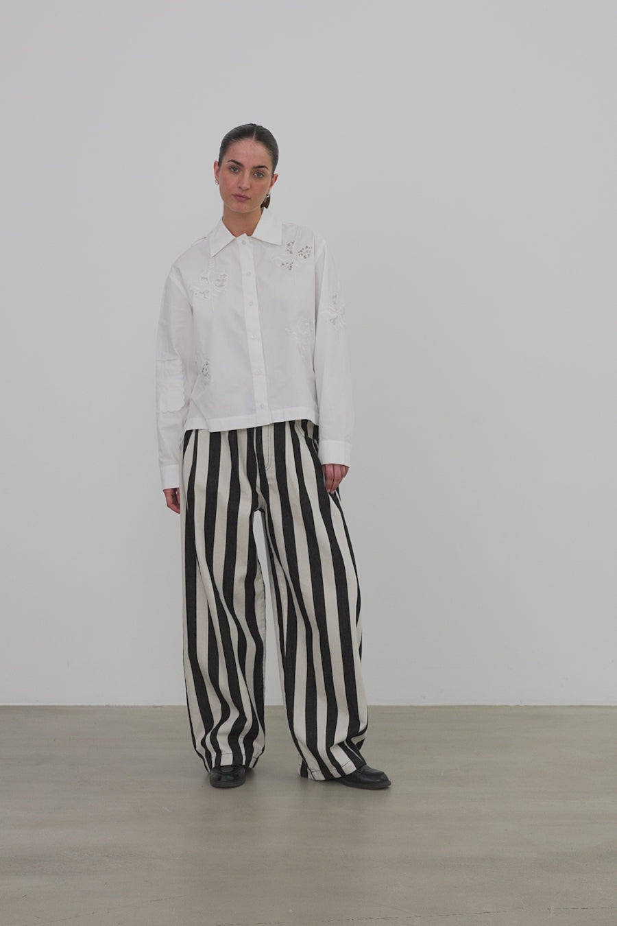 Stella Nova Embroidered Shirt in Cotton Shirt 001 White